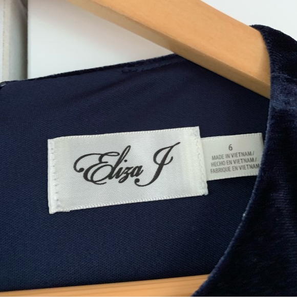 Eliza J Dress Navy Velvet Cocktail Sheath Gathered Waist 3/4 Sleeve Party Size 6 - Picture 6 of 9